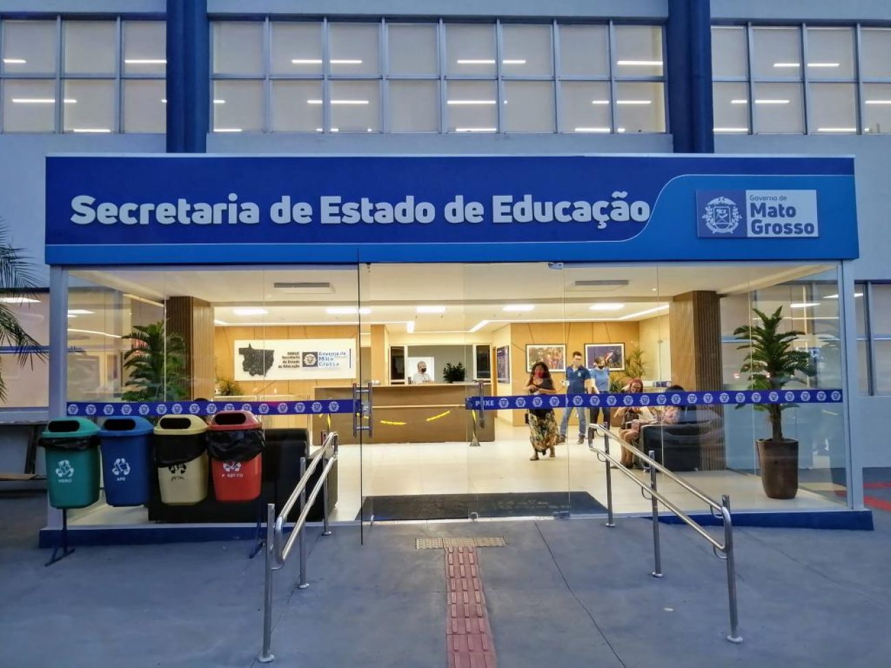 tce-mt-abre-inspecao-sobre-prorrogacao-de-contratos-temporarios-na-seduc