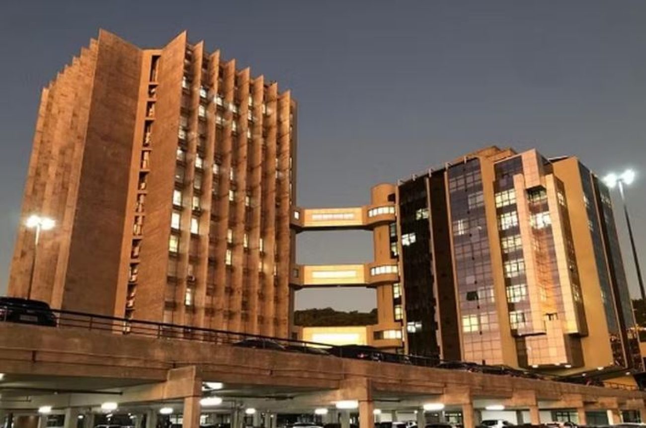 tj-de-santa-catarina-suspende-proibicao-de-cotas-raciais-nas-universidadescentroeste-news-27-01-2026