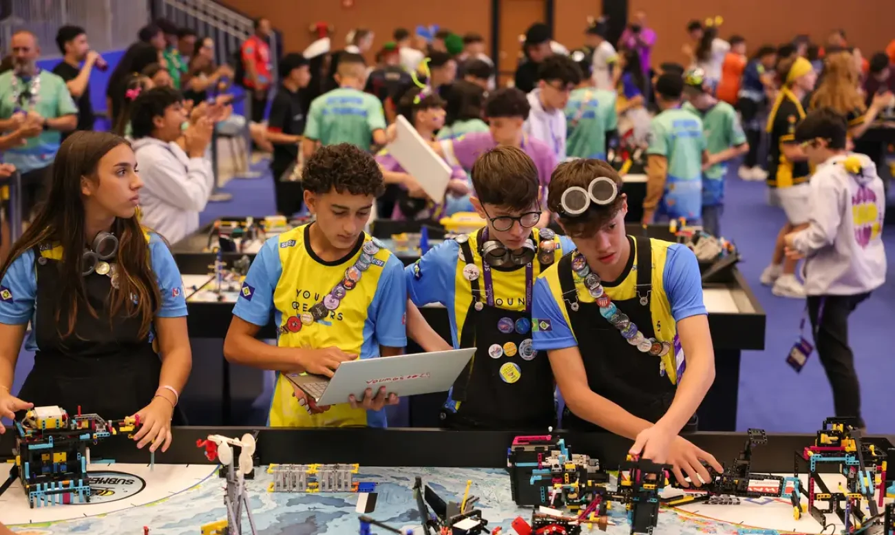 torneio-de-robotica-classifica-estudantes-para-competicao-mundial