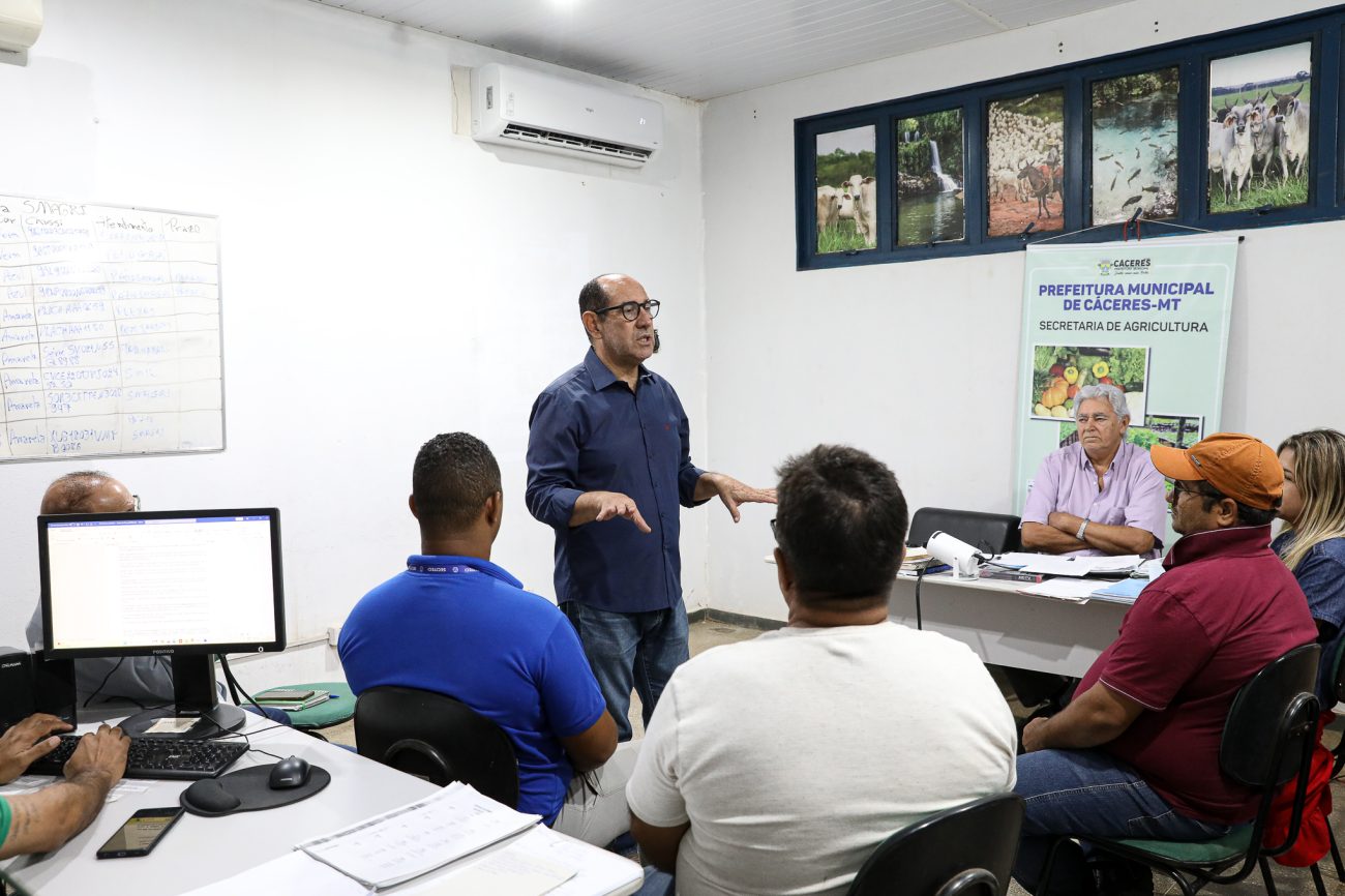 Vice-prefeito debate criação de Fundo Municipal da Agricultura Familiar com pequenos produtores